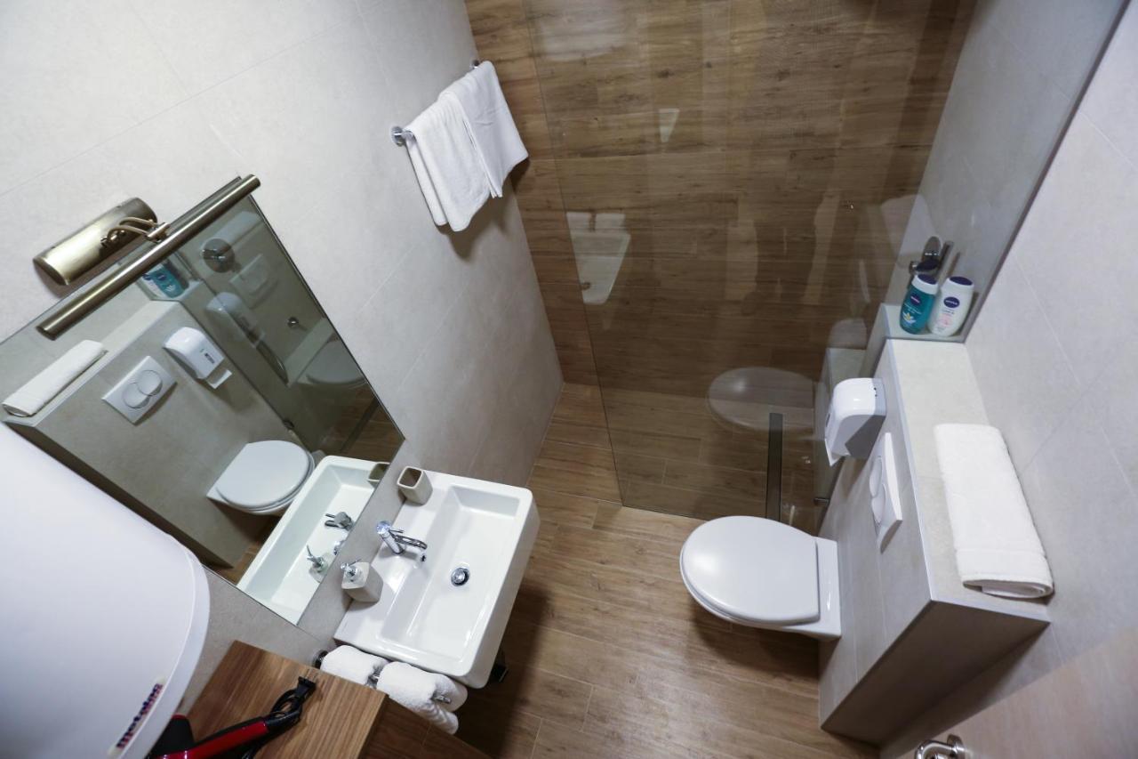 Apartment Promenada 30 Novi Sad Exterior foto